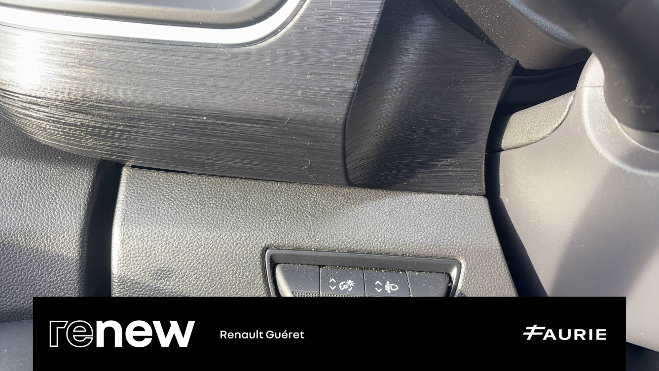 Acheter Renault Trafic 3 TRAFIC FGN L2H1 3000 KG BLUE DCI 130 GRAND CONFORT 4p occasion dans les concessions du Groupe Faurie