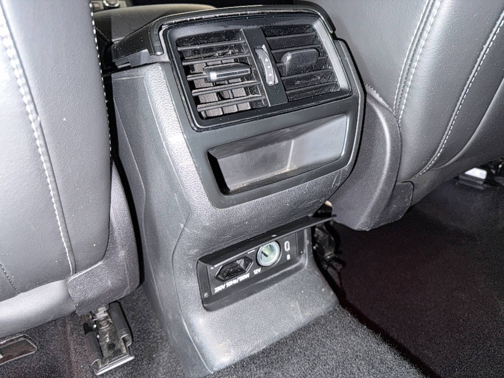 Acheter Skoda Kodiaq Kodiaq 2.0 TDI 150 SCR DSG7 7pl Sportline 5p occasion dans les concessions du Groupe Faurie