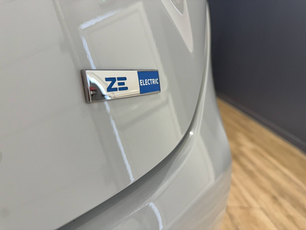 Acheter Renault Zoe Zoe R110 Achat Intégral Life 5p occasion dans les concessions du Groupe Faurie