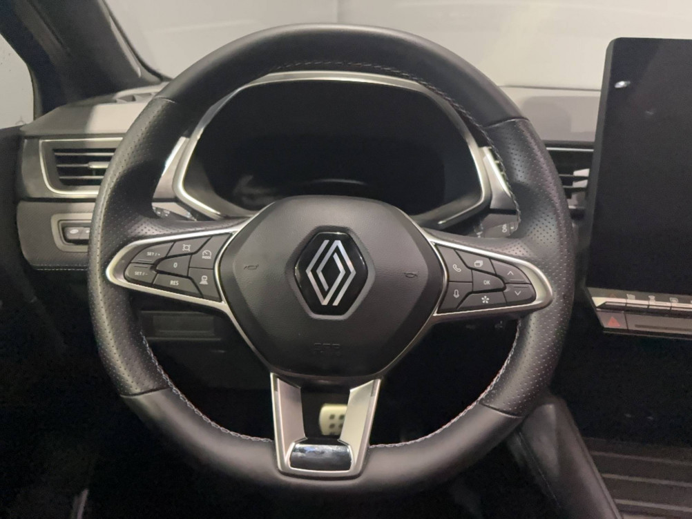 Acheter Renault Captur 2 Captur E-Tech full hybrid 145 ch esprit Alpine 5p occasion dans les concessions du Groupe Faurie