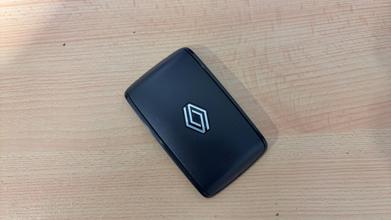 Acheter Renault Espace 6 Espace E-Tech hybrid 200 esprit Alpine 5p occasion dans les concessions du Groupe Faurie