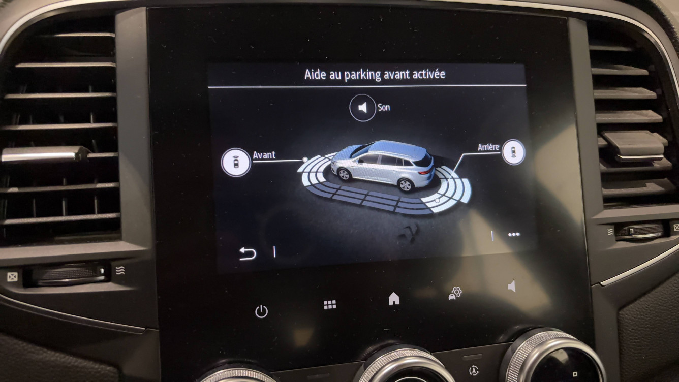 Acheter Renault Megane 4 Mégane IV Estate Blue dCi 115 - 21B Business 5p occasion dans les concessions du Groupe Faurie