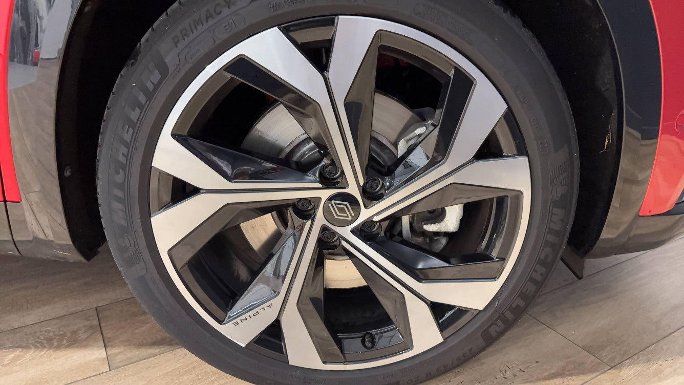 Acheter Renault Austral Austral E-Tech hybrid 200 Iconic esprit Alpine 5p occasion dans les concessions du Groupe Faurie