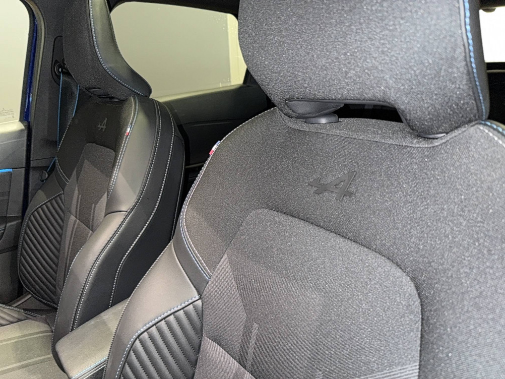 Acheter Renault Captur 2 Captur E-Tech full hybrid 145 ch esprit Alpine 5p occasion dans les concessions du Groupe Faurie