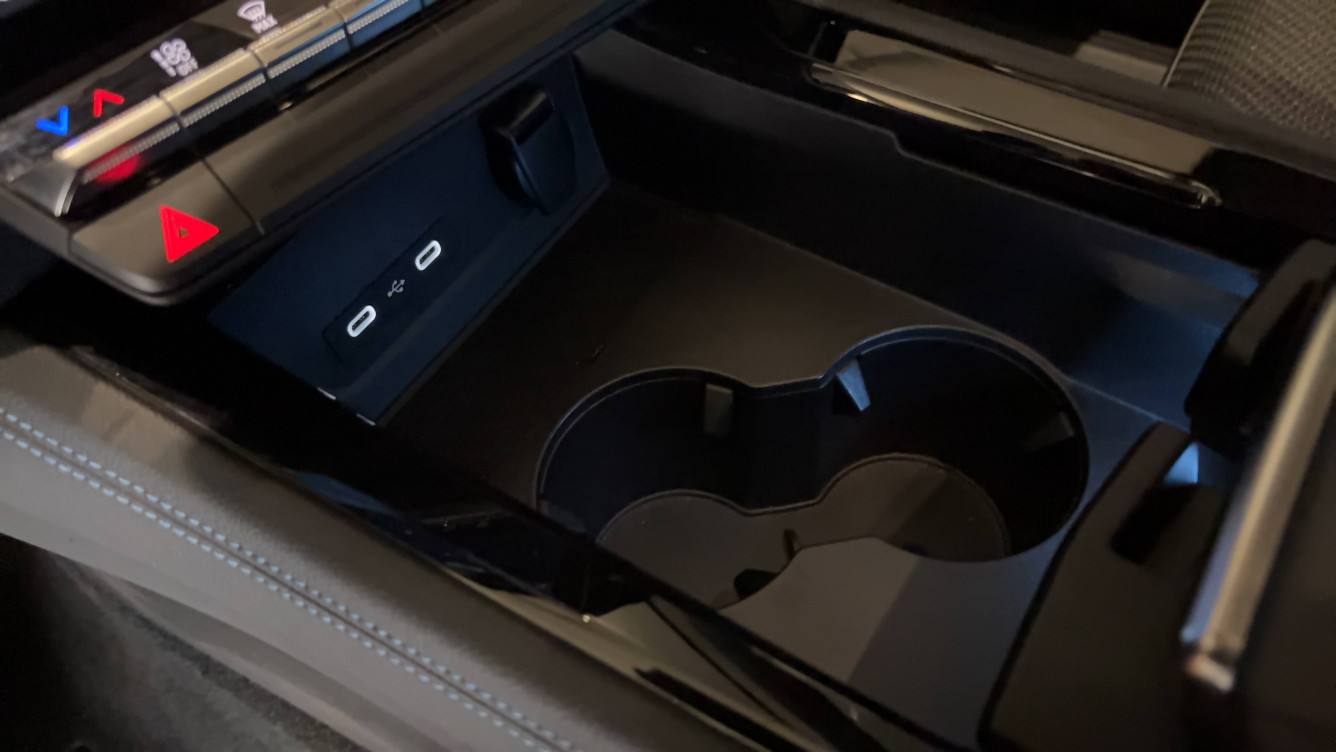 Acheter Renault Austral Austral E-Tech hybrid 200 Iconic esprit Alpine 5p occasion dans les concessions du Groupe Faurie