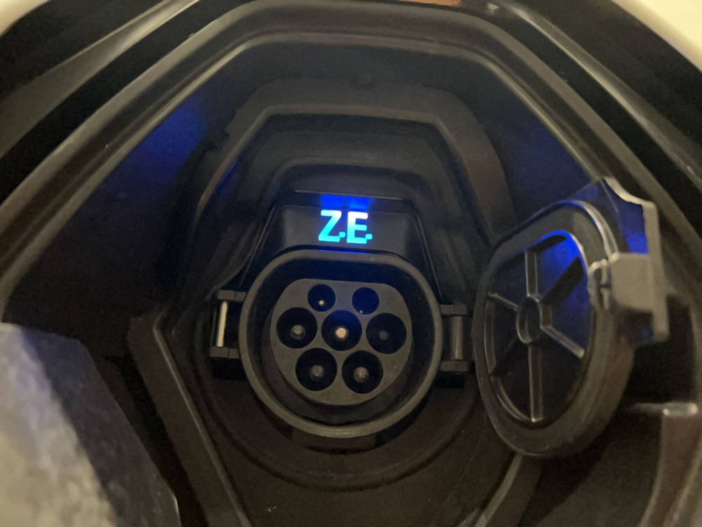 Acheter Renault Zoe Zoe R90 Business 5p occasion dans les concessions du Groupe Faurie