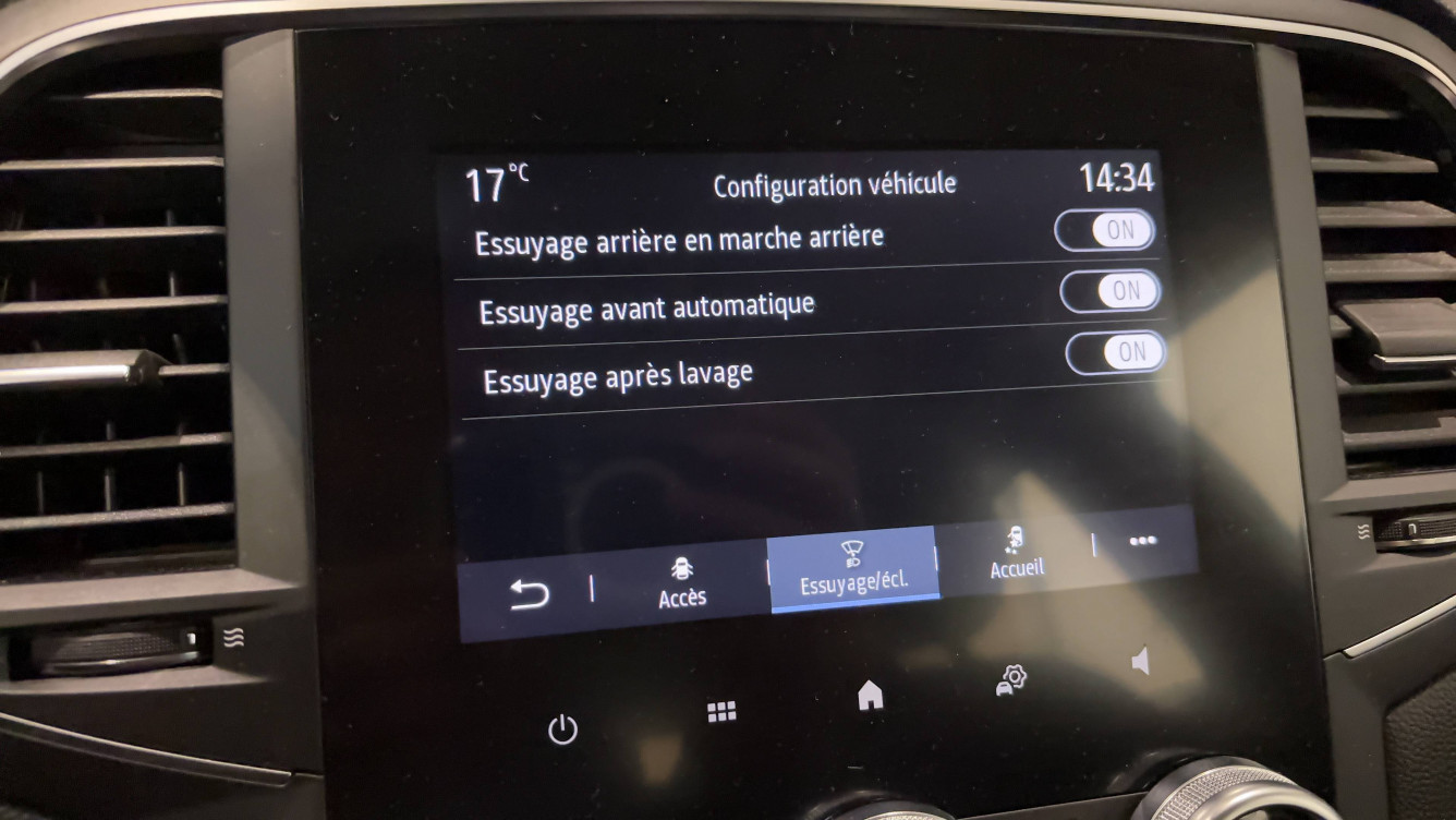 Acheter Renault Megane 4 Mégane IV Estate Blue dCi 115 - 21B Business 5p occasion dans les concessions du Groupe Faurie