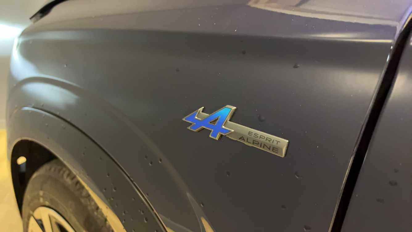Acheter Renault Espace 6 Espace E-Tech hybrid 200 esprit Alpine 5p occasion dans les concessions du Groupe Faurie