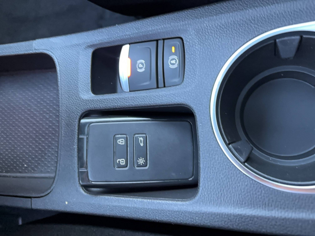 Acheter Renault Captur 2 Captur E-Tech full hybrid 145 Engineered 5p occasion dans les concessions du Groupe Faurie