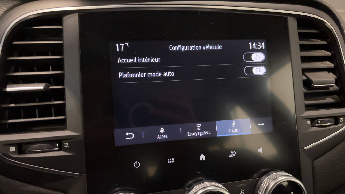 Acheter Renault Megane 4 Mégane IV Estate Blue dCi 115 - 21B Business 5p occasion dans les concessions du Groupe Faurie