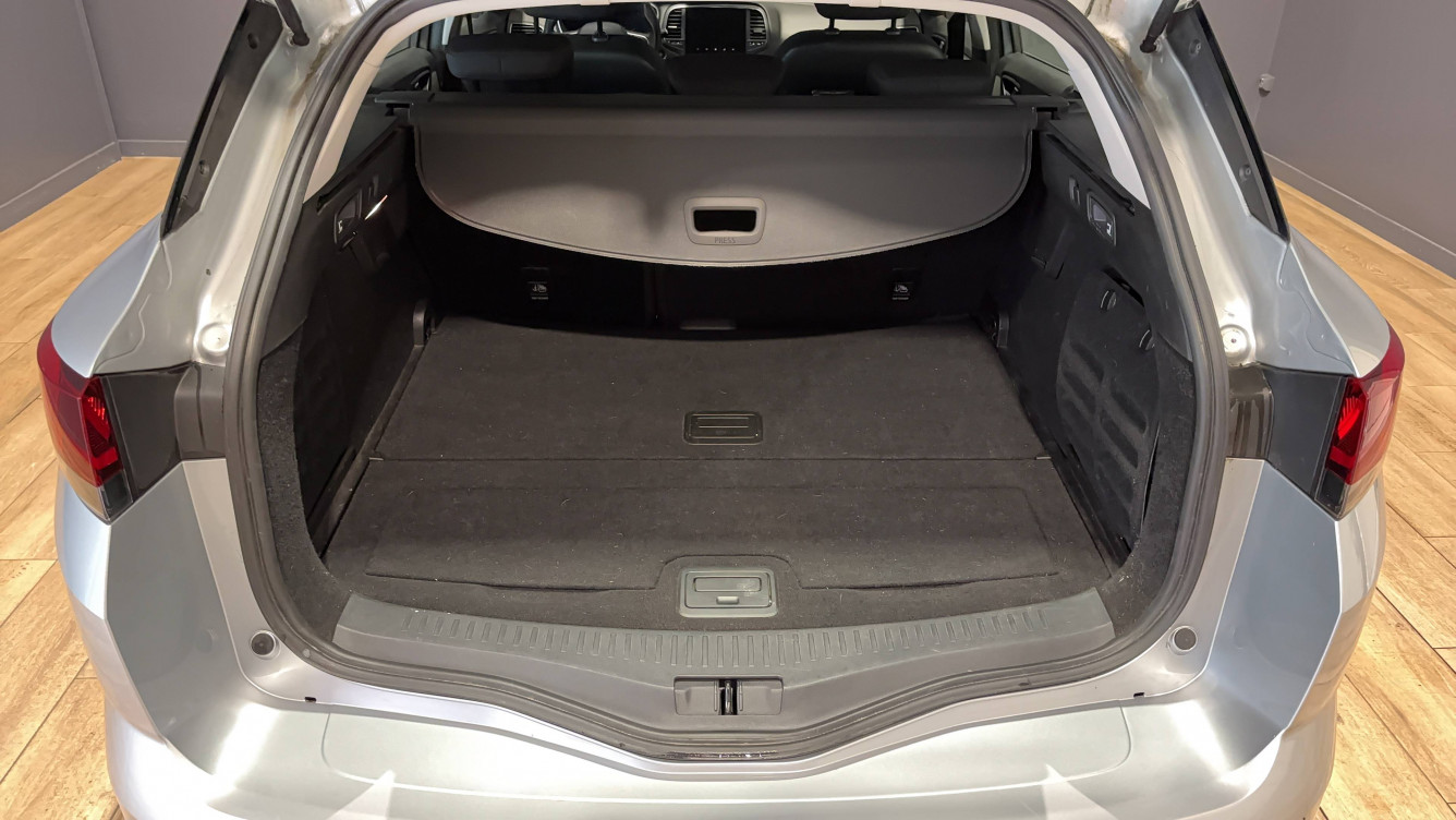 Acheter Renault Megane 4 Mégane IV Estate Blue dCi 115 - 21B Business 5p occasion dans les concessions du Groupe Faurie