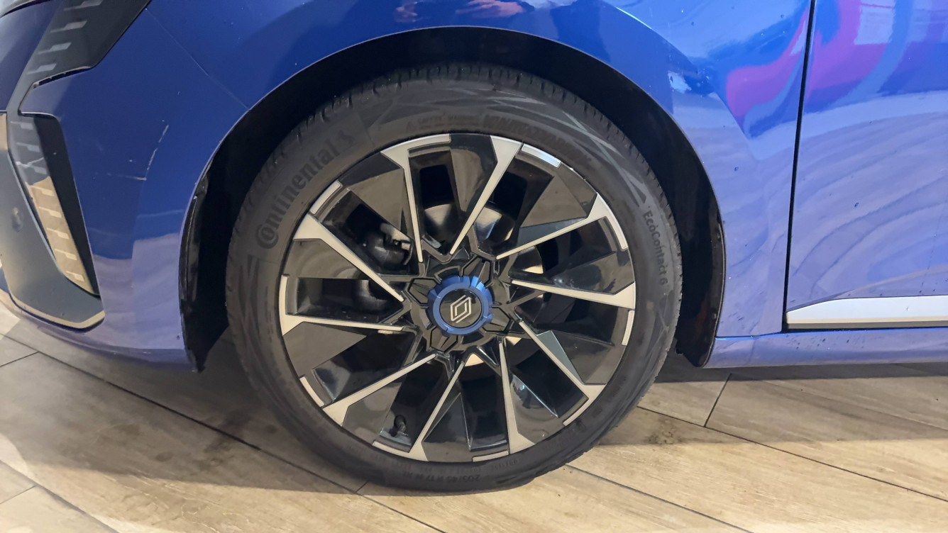 Acheter Renault Clio 5 Clio TCe 90 ch GSR2 Esprit Alpine 5p occasion dans les concessions du Groupe Faurie