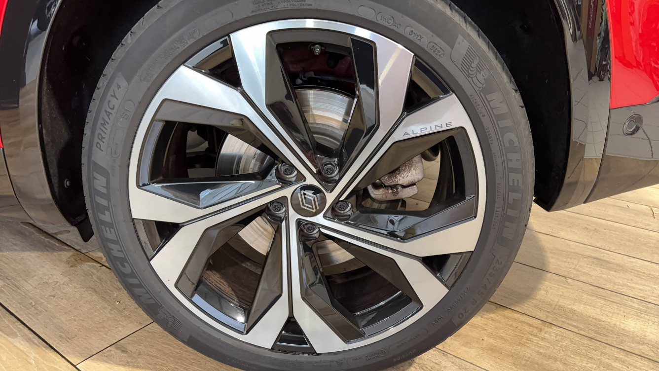 Acheter Renault Austral Austral E-Tech hybrid 200 Iconic esprit Alpine 5p occasion dans les concessions du Groupe Faurie