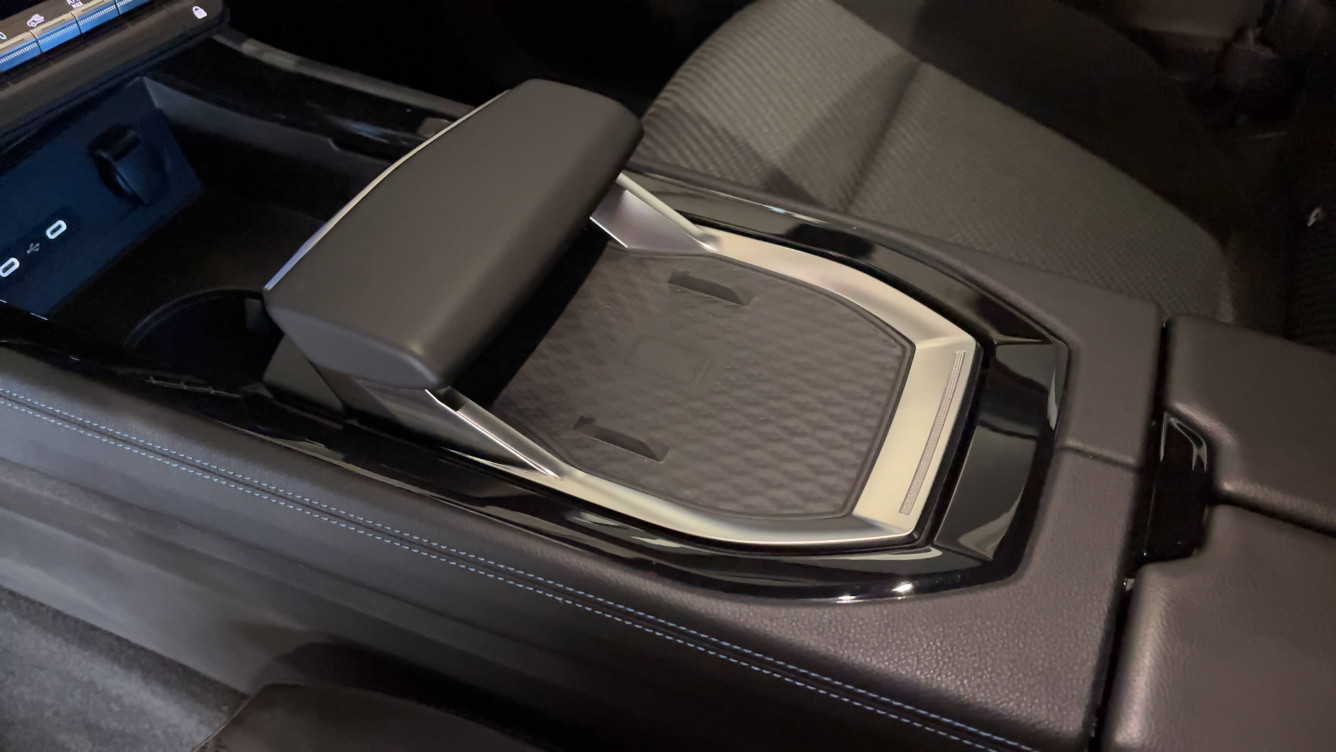 Acheter Renault Austral Austral E-Tech hybrid 200 Iconic esprit Alpine 5p occasion dans les concessions du Groupe Faurie