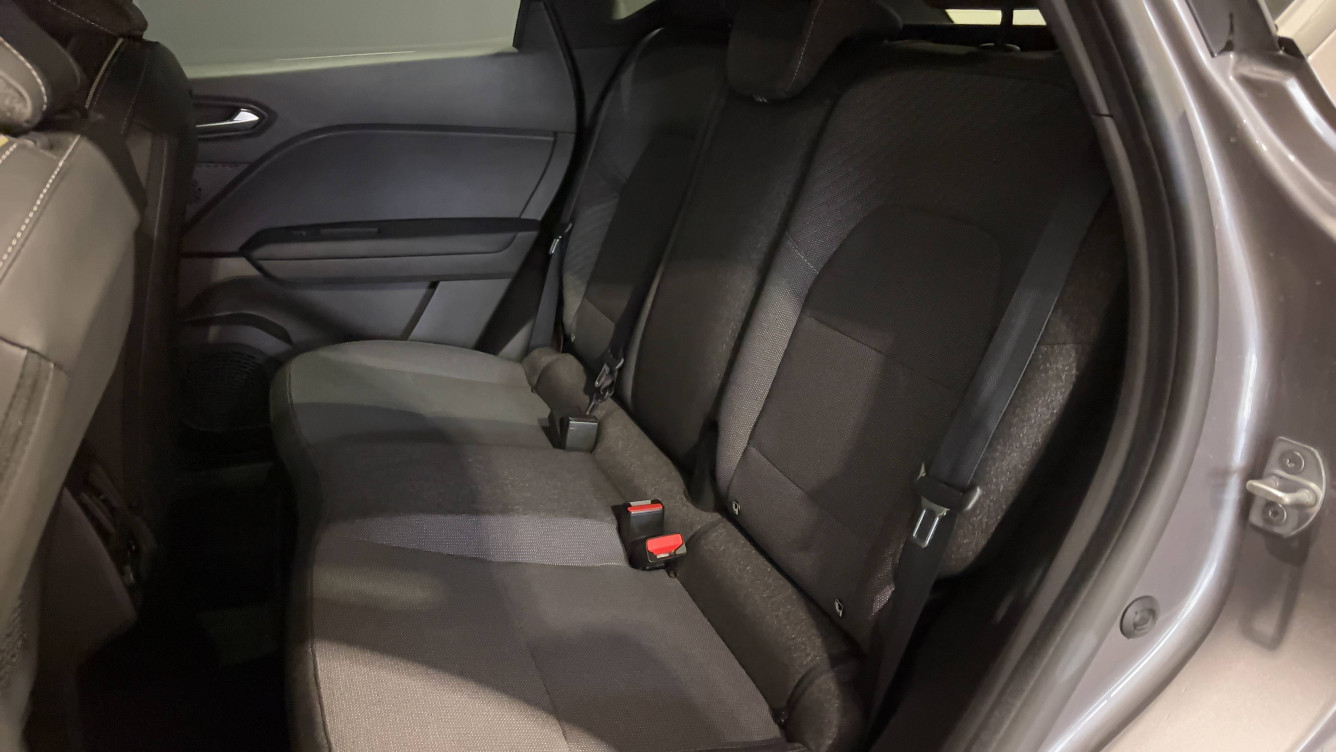 Acheter Renault Captur 2 Captur E-Tech full hybrid 145 ch Techno 5p occasion dans les concessions du Groupe Faurie