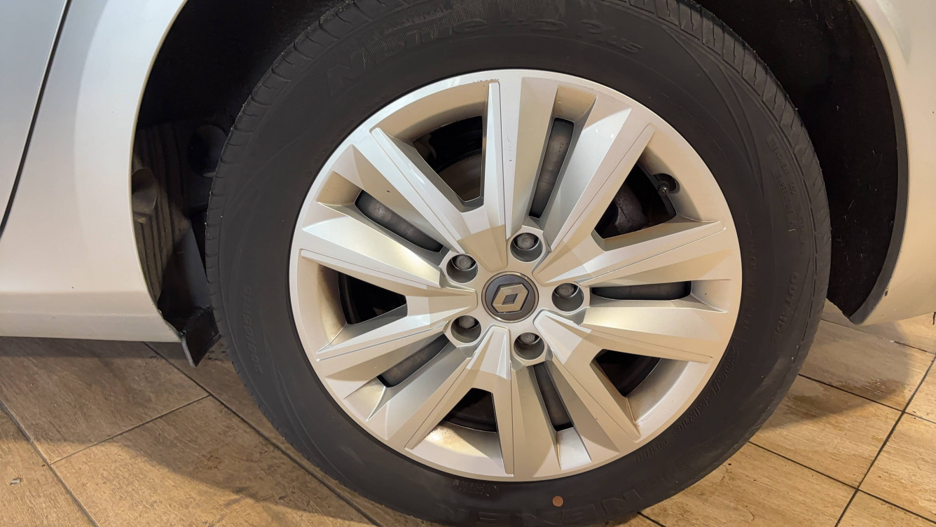 Acheter Renault Megane 4 Mégane IV Estate Blue dCi 115 - 21B Business 5p occasion dans les concessions du Groupe Faurie