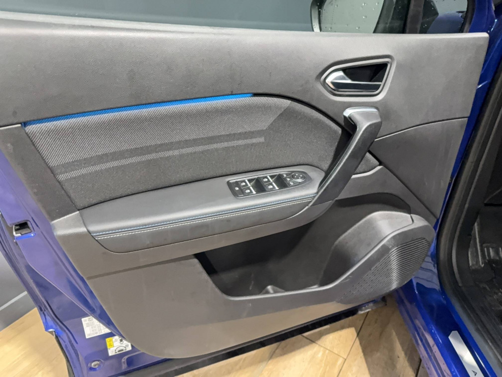 Acheter Renault Captur 2 Captur E-Tech full hybrid 145 ch esprit Alpine 5p occasion dans les concessions du Groupe Faurie