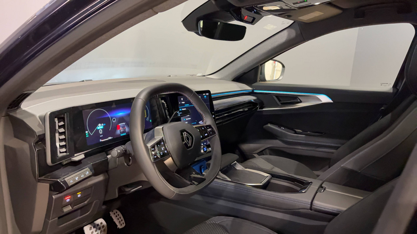 Acheter Renault Espace 6 Espace E-Tech hybrid 200 esprit Alpine 5p occasion dans les concessions du Groupe Faurie