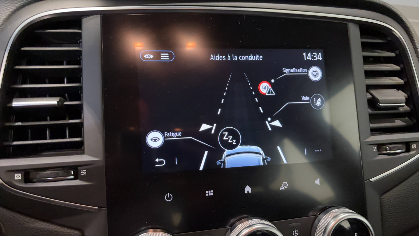 Acheter Renault Megane 4 Mégane IV Estate Blue dCi 115 - 21B Business 5p occasion dans les concessions du Groupe Faurie