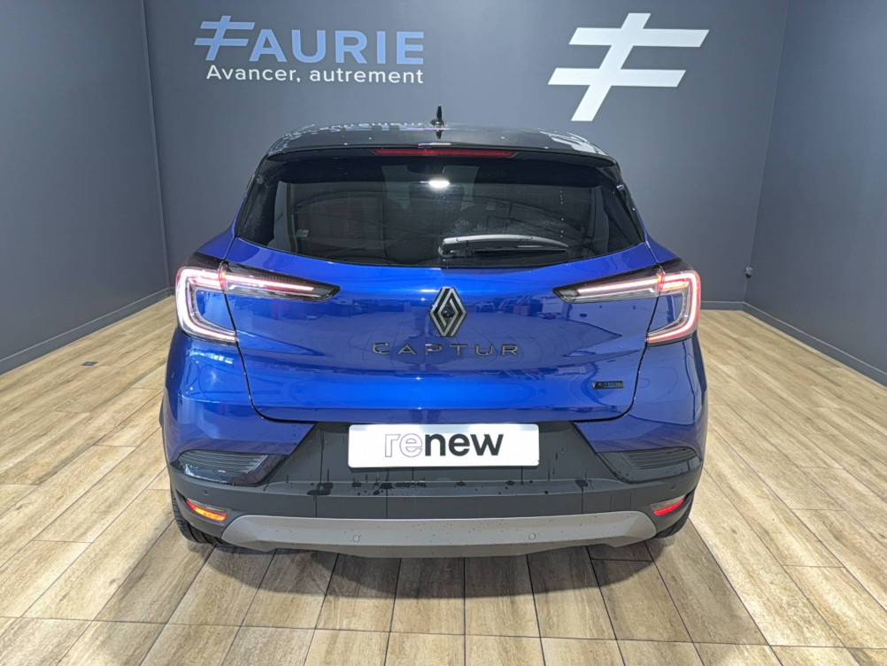 Acheter Renault Captur 2 Captur E-Tech full hybrid 145 ch esprit Alpine 5p occasion dans les concessions du Groupe Faurie