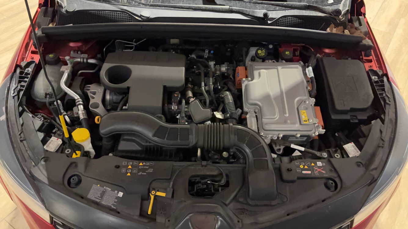 Acheter Renault Clio 5 Clio E-Tech full hybrid 145 ch GSR2 Esprit Alpine 5p occasion dans les concessions du Groupe Faurie