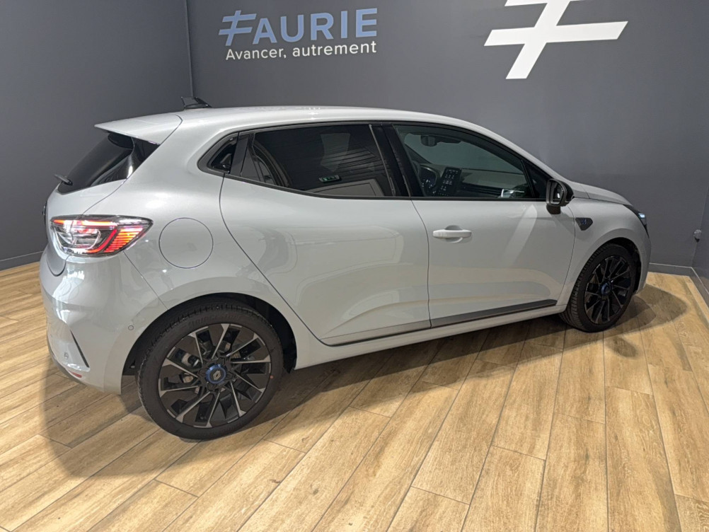 Acheter Renault Clio 5 Clio TCe 90 ch GSR2 Esprit Alpine 5p occasion dans les concessions du Groupe Faurie