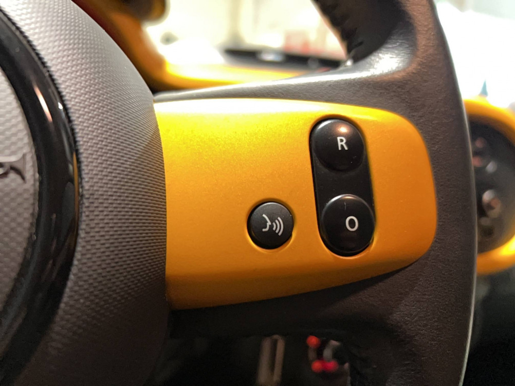 Acheter Renault Twingo 3 Twingo III TCe 95 Zen 5p occasion dans les concessions du Groupe Faurie