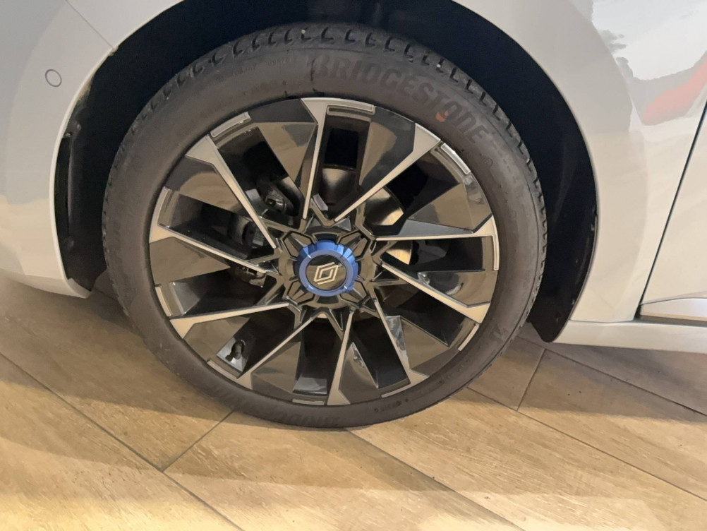 Acheter Renault Clio 5 Clio TCe 90 ch GSR2 Esprit Alpine 5p occasion dans les concessions du Groupe Faurie