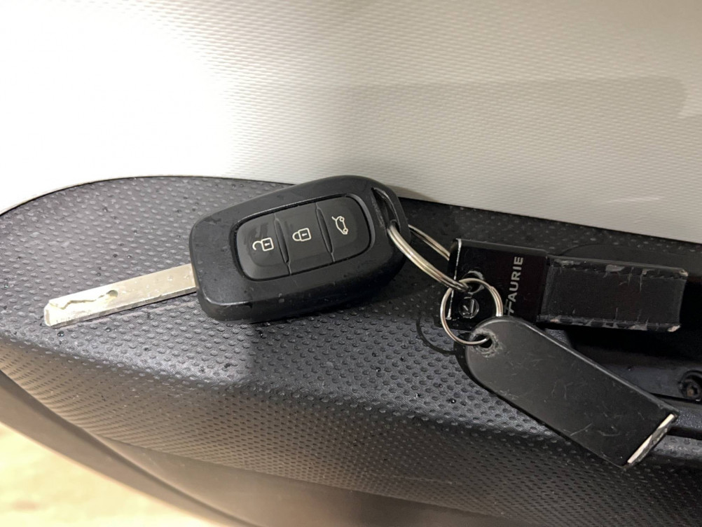 Acheter Renault Twingo 3 Twingo III 1.0 SCe 70 E6C Life 5p occasion dans les concessions du Groupe Faurie