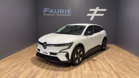 Acheter Renault Megane E-Tech Megane E-Tech EV60 220 ch super charge Equilibre 5p occasion dans les concessions du Groupe Faurie