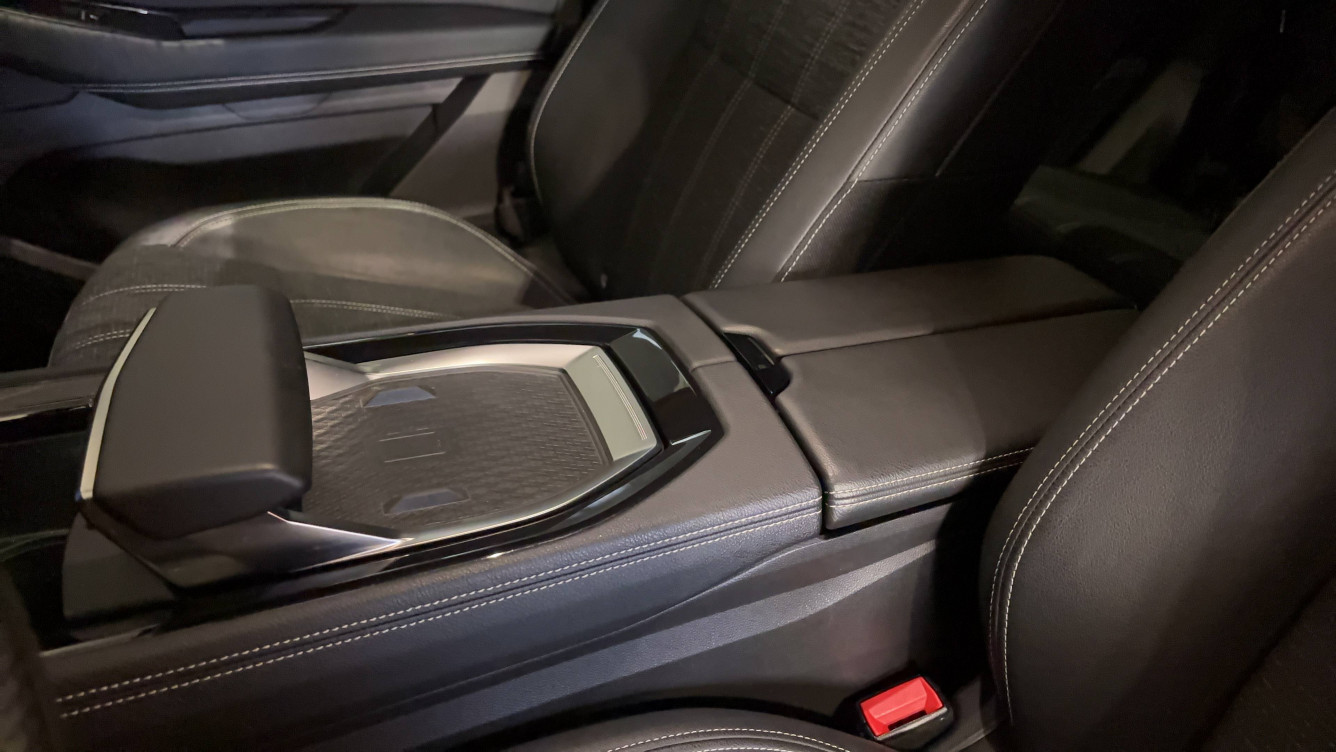 Acheter Renault Austral Austral E-Tech hybrid 200 Techno 5p occasion dans les concessions du Groupe Faurie