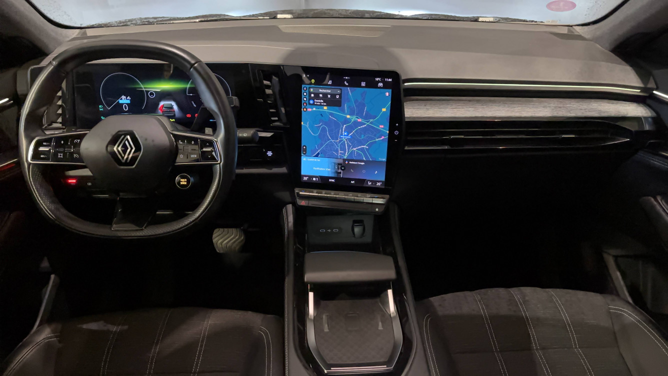 Acheter Renault Austral Austral E-Tech hybrid 200 Techno 5p occasion dans les concessions du Groupe Faurie