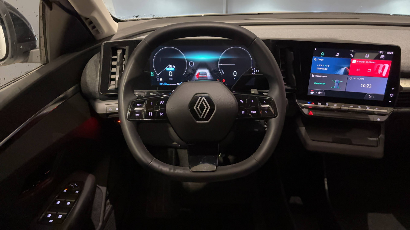 Acheter Renault Megane E-Tech Megane E-Tech EV60 220 ch super charge Equilibre 5p occasion dans les concessions du Groupe Faurie