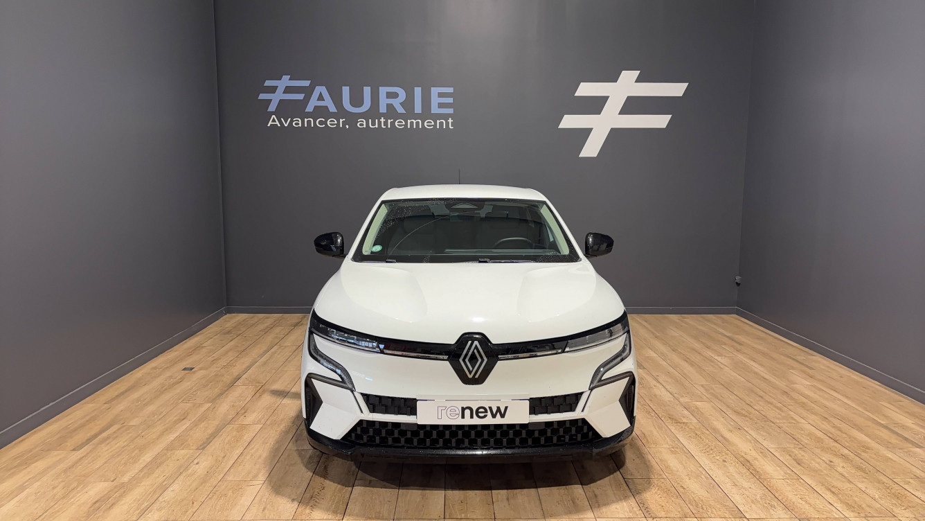 Acheter Renault Megane E-Tech Megane E-Tech EV60 220 ch super charge Equilibre 5p occasion dans les concessions du Groupe Faurie