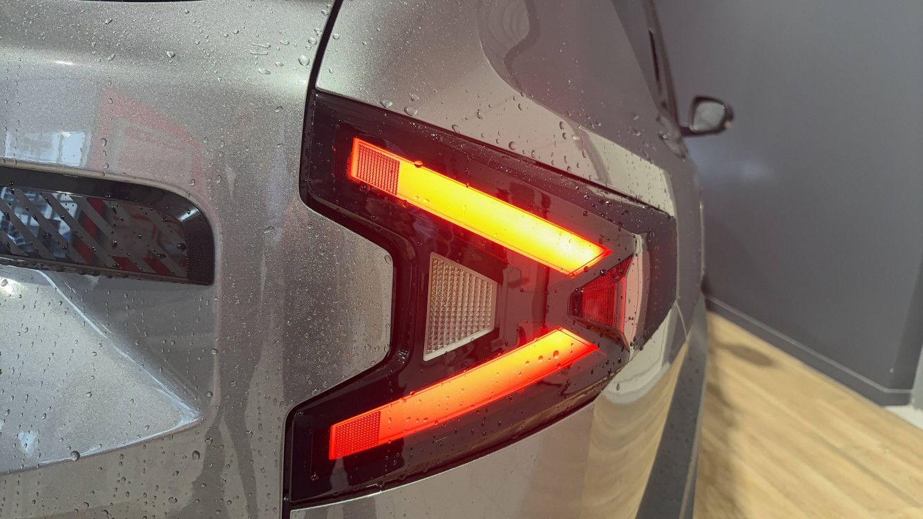 Acheter Dacia Bigster Bigster Hybrid 155 Journey 5p neuf dans les concessions du Groupe Faurie