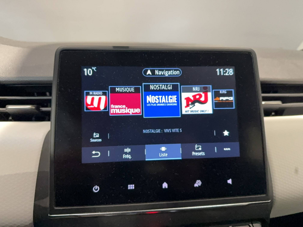 Acheter Renault Clio 5 Clio TCe 100 GPL Evolution 5p occasion dans les concessions du Groupe Faurie