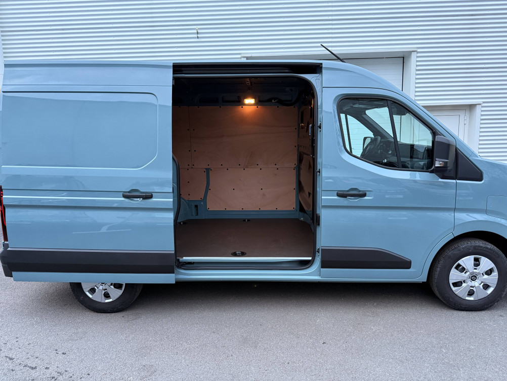 Acheter Renault Master Électrique MASTER ELECTRIQUE FGN L2H2 3T5 GRANDE AUTONOMIE ADVANCE 4p neuf dans les concessions du Groupe Faurie