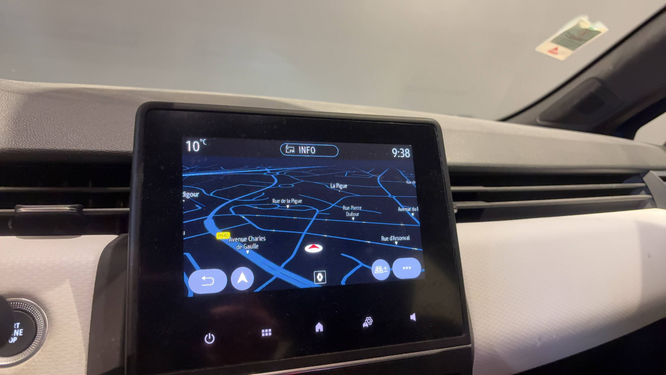 Acheter Renault Clio 5 Clio E-Tech full hybrid 145 Techno 5p occasion dans les concessions du Groupe Faurie