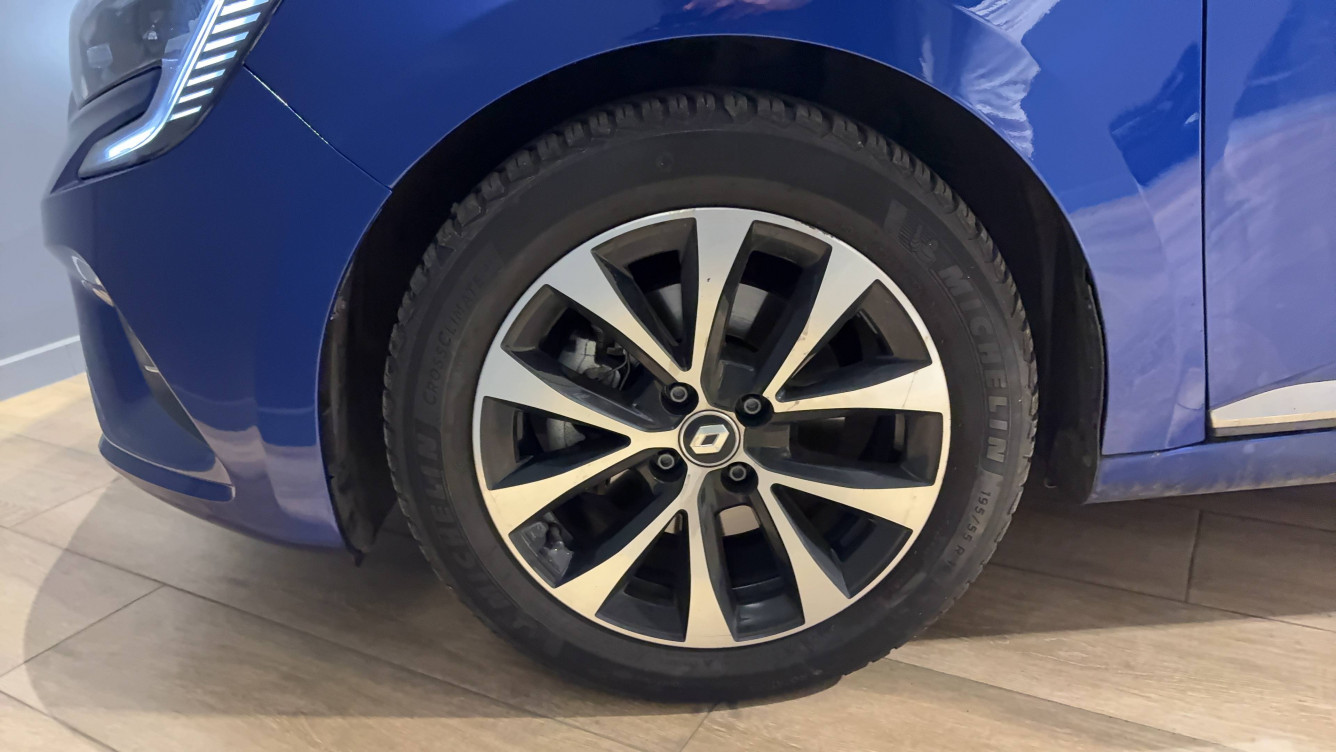 Acheter Renault Clio 5 Clio E-Tech full hybrid 145 Techno 5p occasion dans les concessions du Groupe Faurie