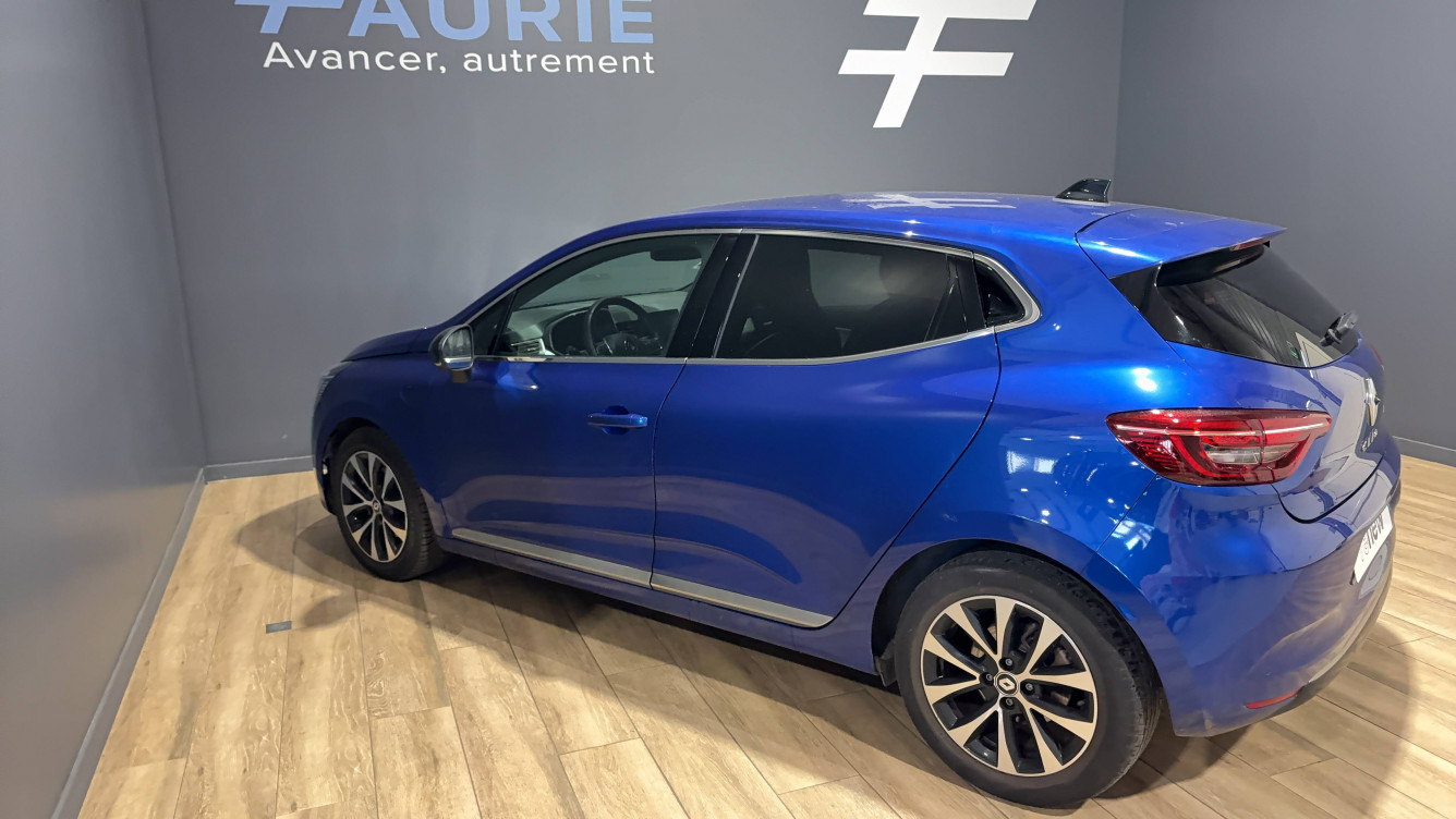 Acheter Renault Clio 5 Clio E-Tech full hybrid 145 Techno 5p occasion dans les concessions du Groupe Faurie