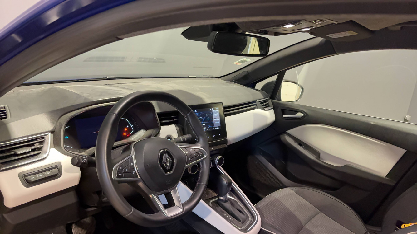 Acheter Renault Clio 5 Clio E-Tech full hybrid 145 Techno 5p occasion dans les concessions du Groupe Faurie