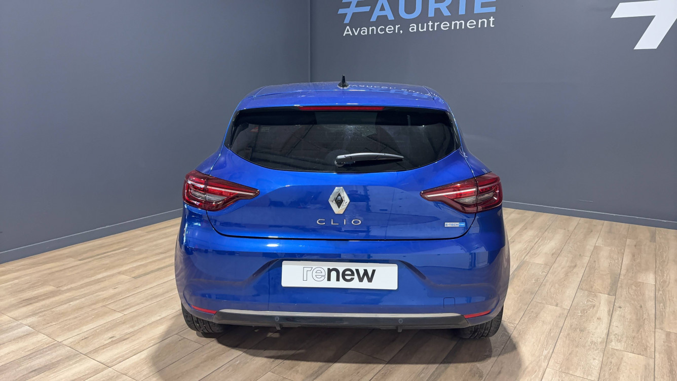 Acheter Renault Clio 5 Clio E-Tech full hybrid 145 Techno 5p occasion dans les concessions du Groupe Faurie