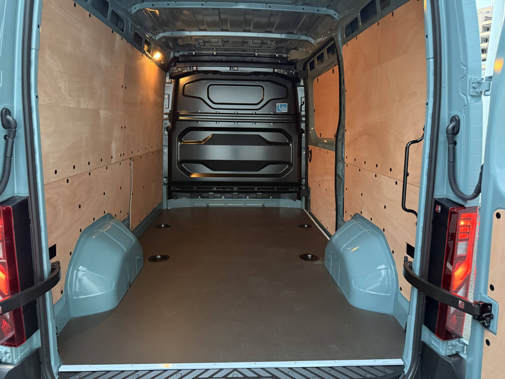 Acheter Renault Master Électrique MASTER ELECTRIQUE FGN L2H2 3T5 GRANDE AUTONOMIE ADVANCE 4p neuf dans les concessions du Groupe Faurie