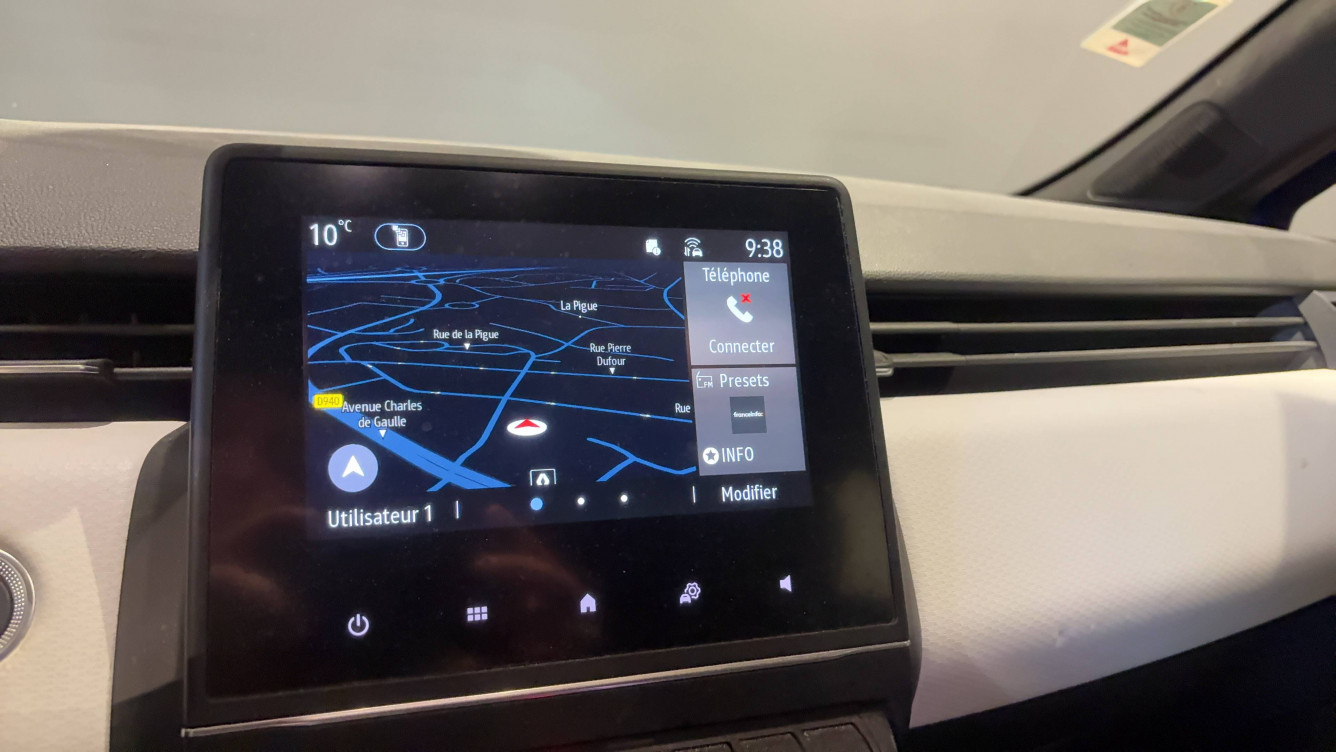 Acheter Renault Clio 5 Clio E-Tech full hybrid 145 Techno 5p occasion dans les concessions du Groupe Faurie