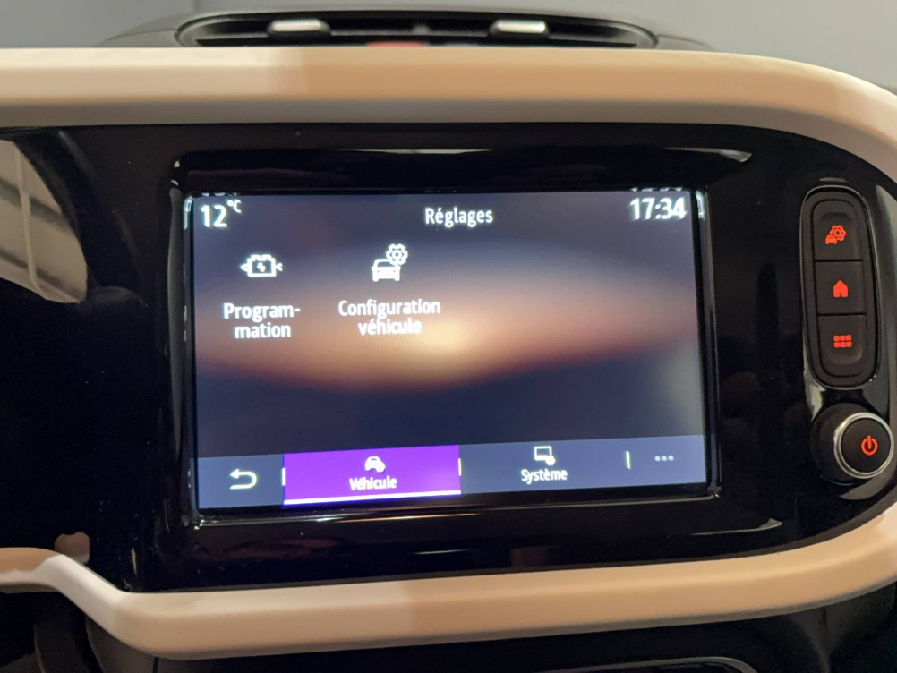 Acheter Renault Twingo Electrique Twingo III E-Tech Equilibre 5p occasion dans les concessions du Groupe Faurie