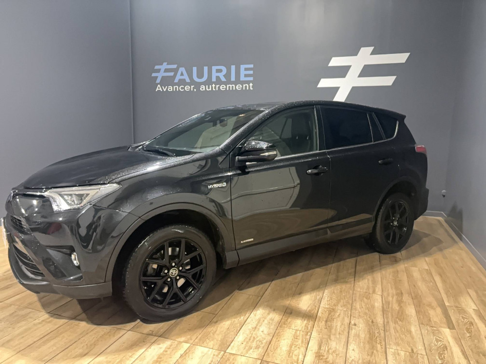 Acheter Toyota RAV4 RAV4 Hybride 197ch 2WD Black Edition 5p occasion dans les concessions du Groupe Faurie