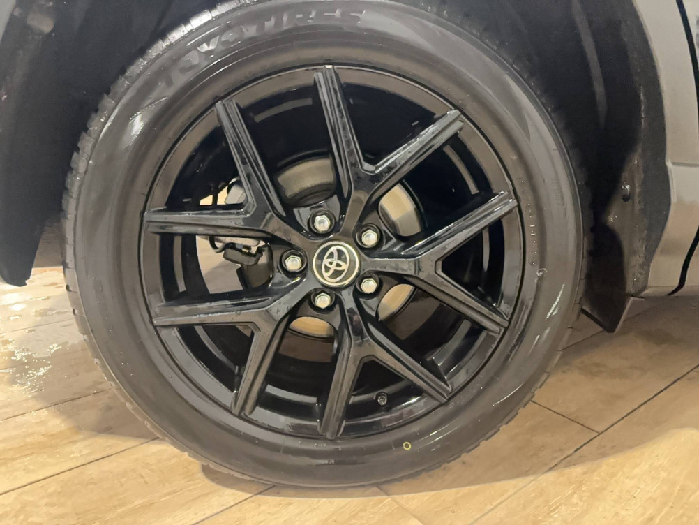 Acheter Toyota RAV4 RAV4 Hybride 197ch 2WD Black Edition 5p occasion dans les concessions du Groupe Faurie