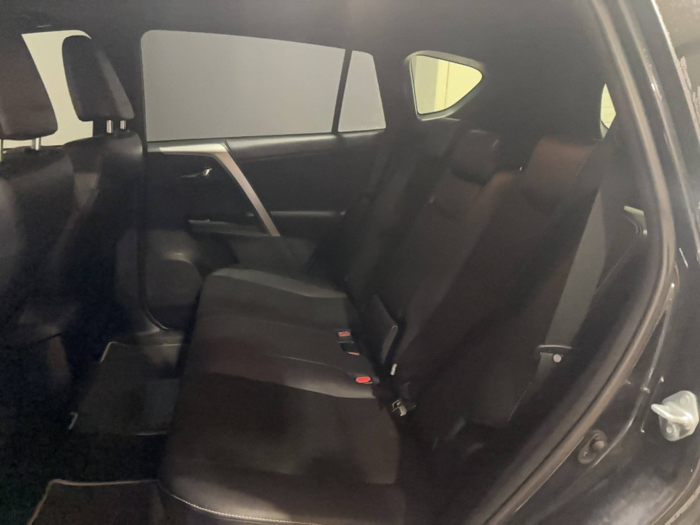 Acheter Toyota RAV4 RAV4 Hybride 197ch 2WD Black Edition 5p occasion dans les concessions du Groupe Faurie