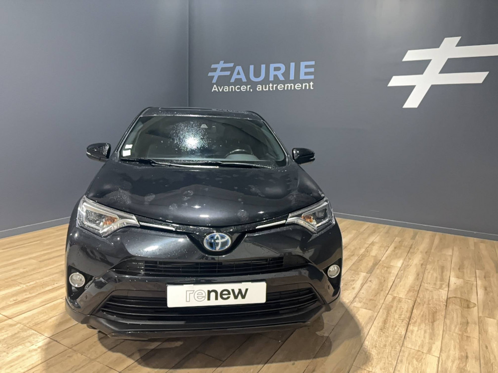 Acheter Toyota RAV4 RAV4 Hybride 197ch 2WD Black Edition 5p occasion dans les concessions du Groupe Faurie