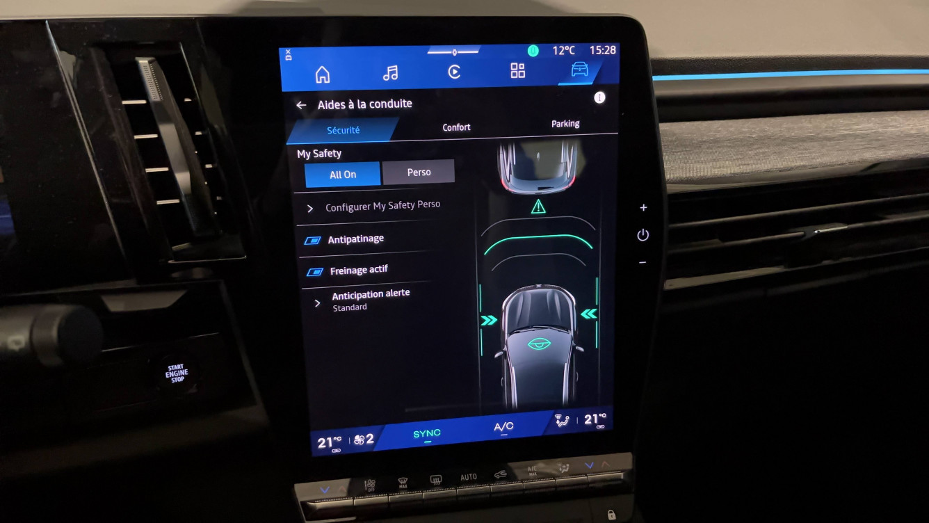 Acheter Renault Austral Austral E-Tech full hybrid 200 GSR2 Techno 5p occasion dans les concessions du Groupe Faurie